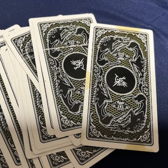 2012 Dishonored Tarot Card Deck Playing and Divinatory Cards Game - Picture 6 of 8